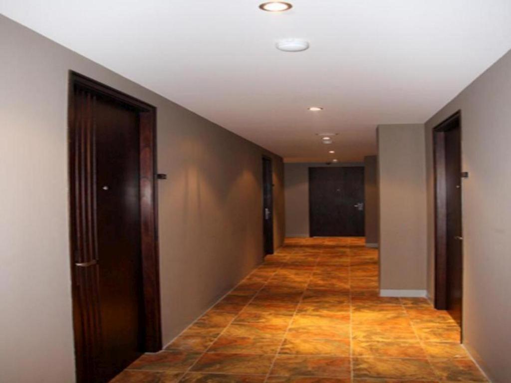 Plan B Hotel Padang Kültér fotó