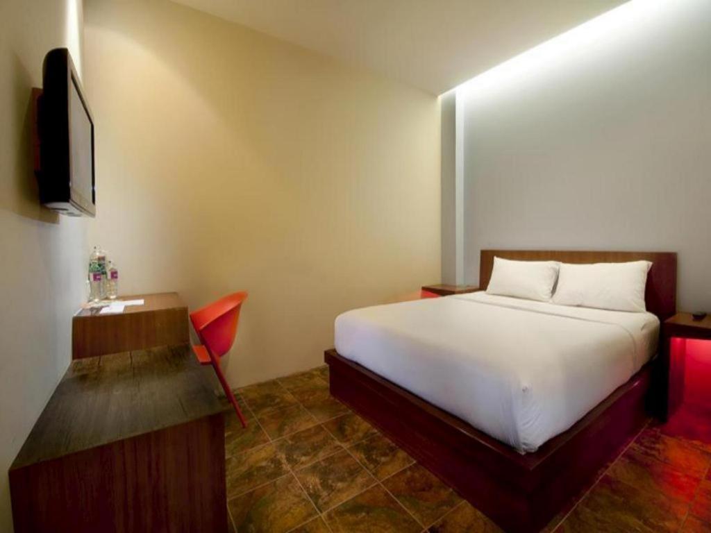Plan B Hotel Padang Kültér fotó